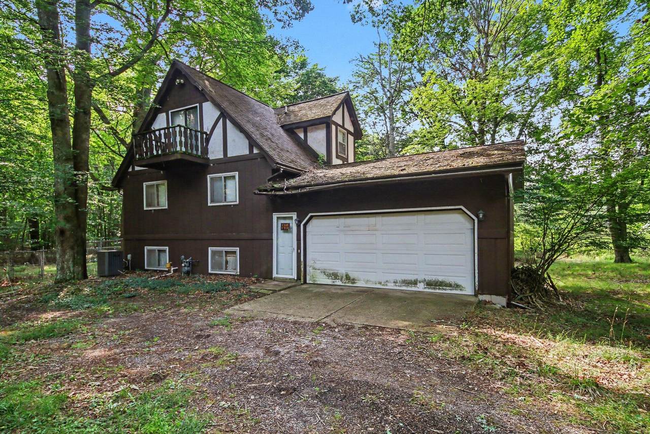 6700 Wildwood Drive - Photo 1