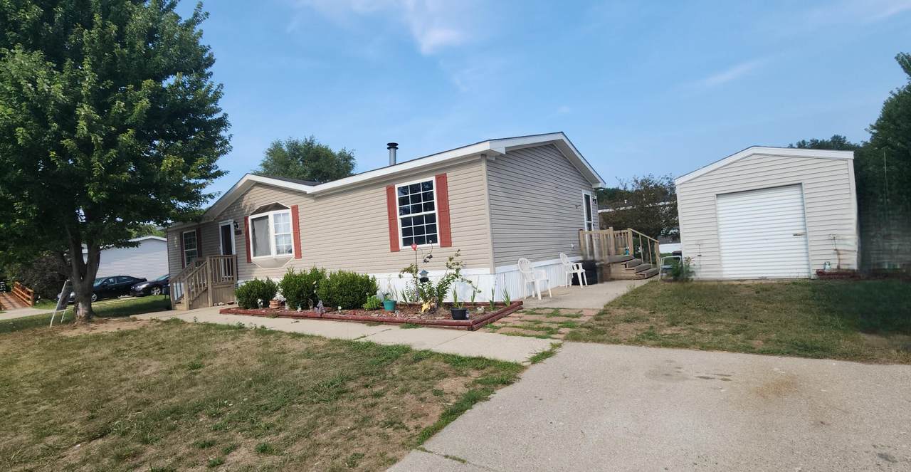 1848 Whisperwood Way - Photo 1