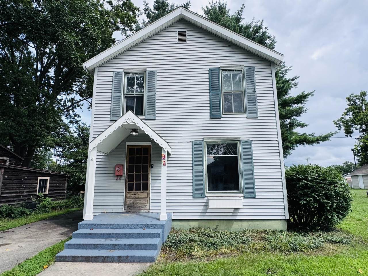 37 Lincoln Avenue - Photo 1