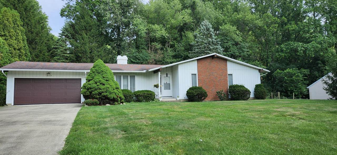 875 Skyline Drive - Photo 1