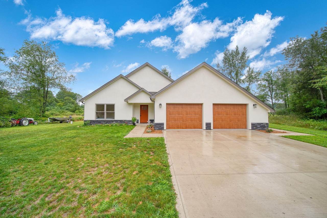 4535 State Road - Photo 1