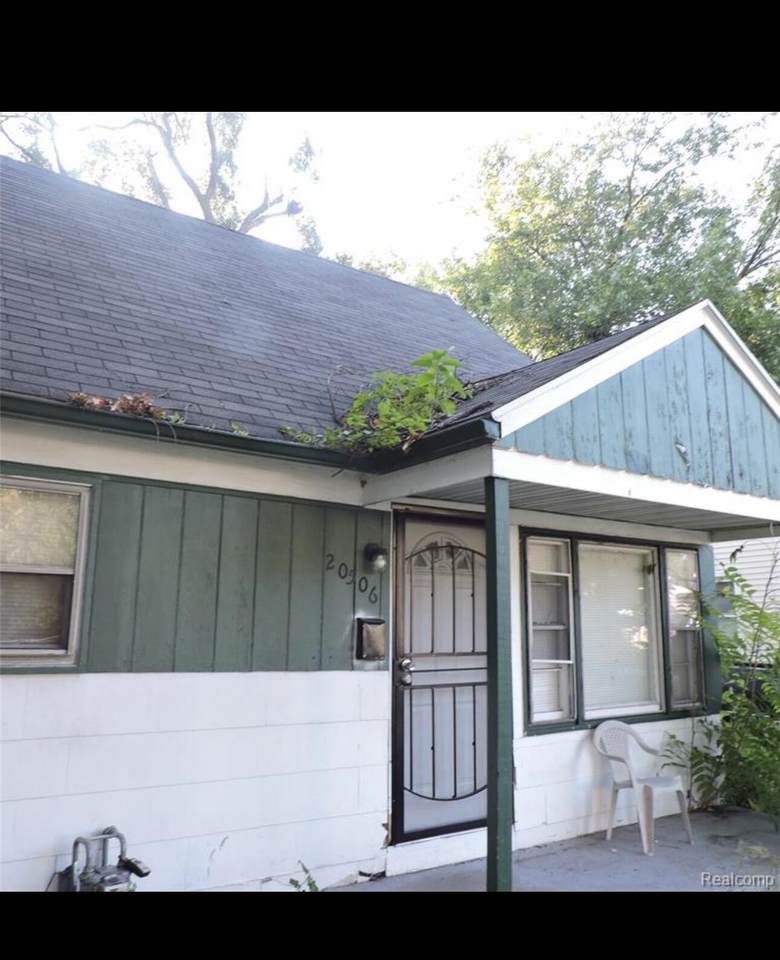 20506 Revere Street - Photo 1