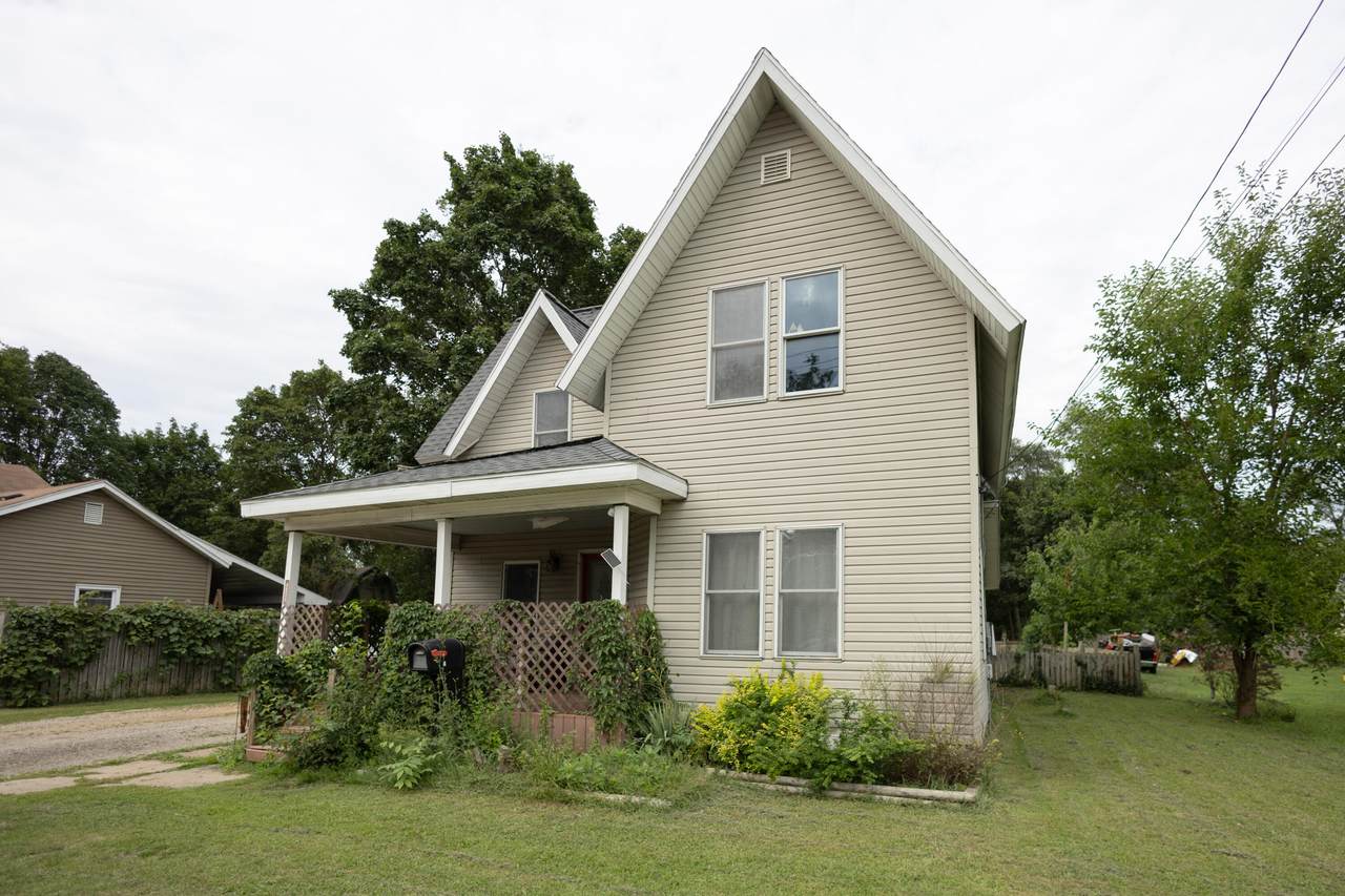 425 Allegan Street - Photo 1
