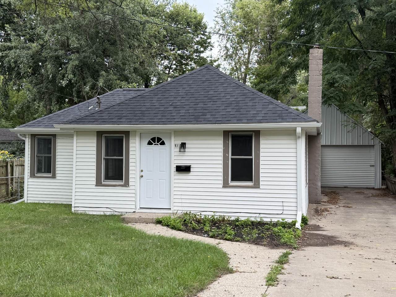 931 Pomeroy Street - Photo 1