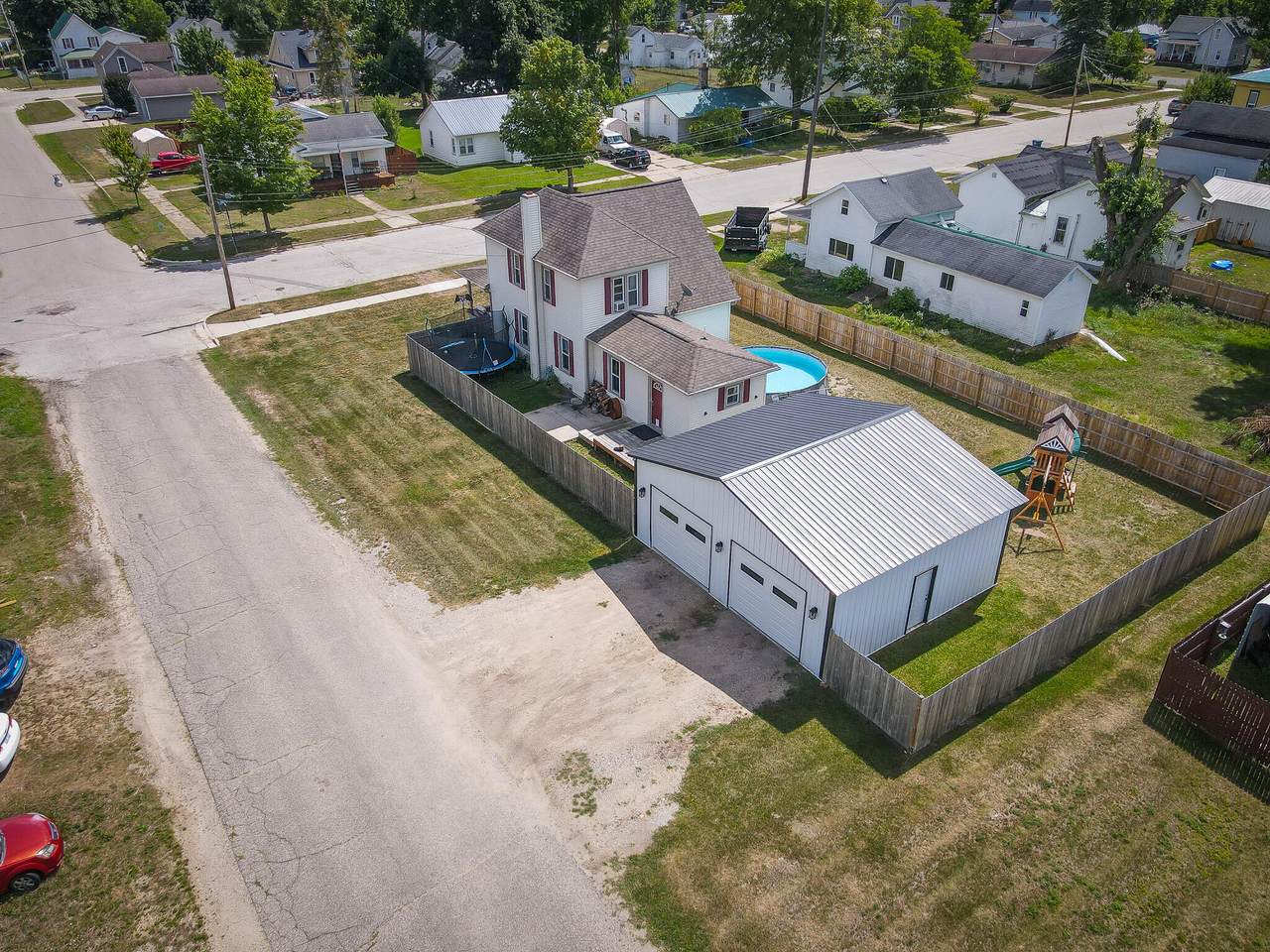 545 Hemlock Street - Photo 1
