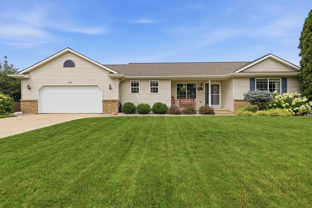2913 Belle Meadow Drive - Photo 1