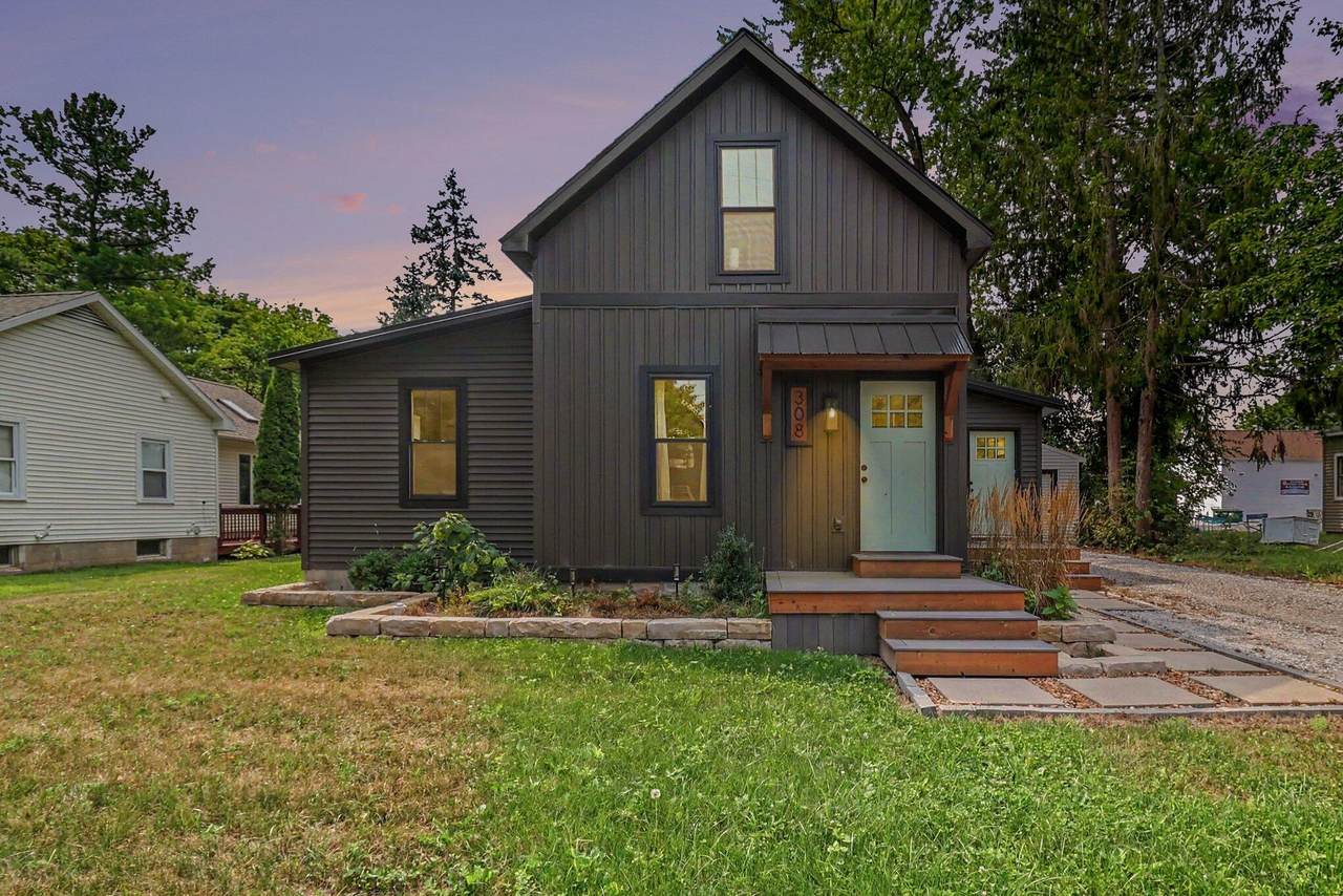 308 Broadway Street - Photo 1