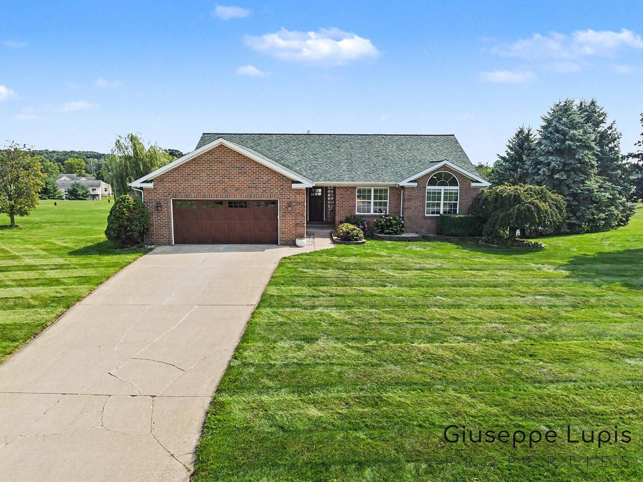 5870 Terrace Ridge Drive - Photo 1