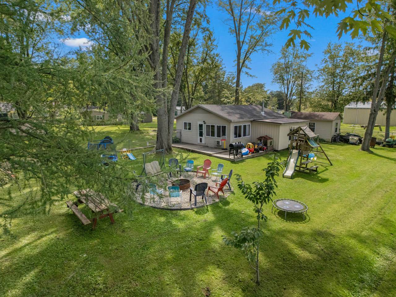5343 Beverly Drive - Photo 1