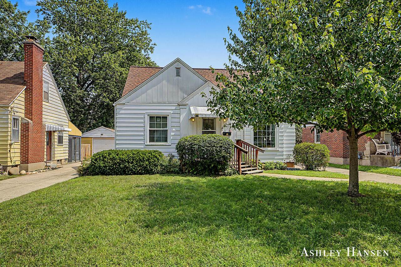 1714 Fremont Avenue - Photo 1