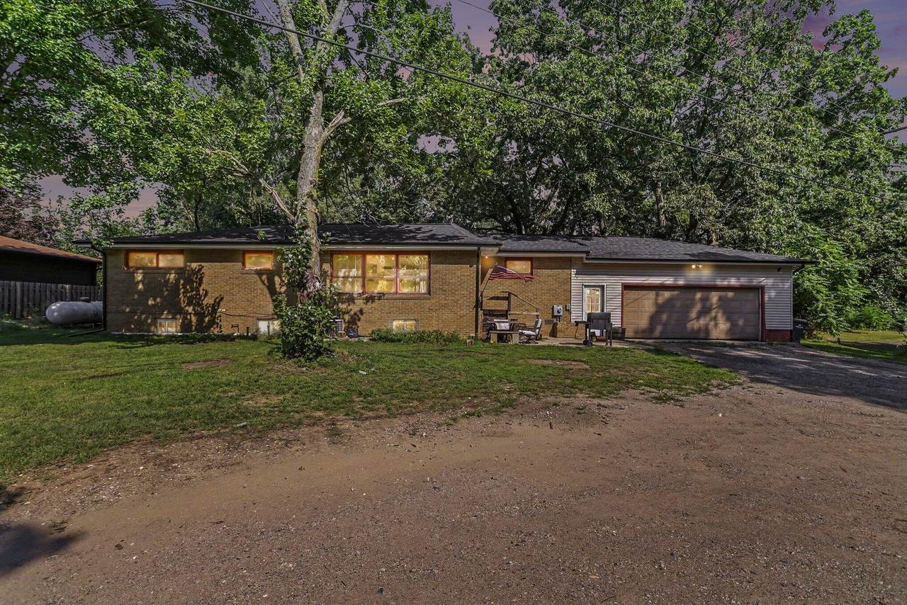 5105 Wayside Path - Photo 1