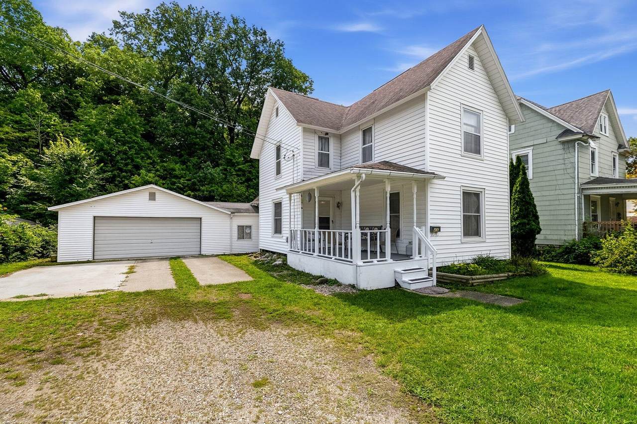 406 Main Street - Photo 1