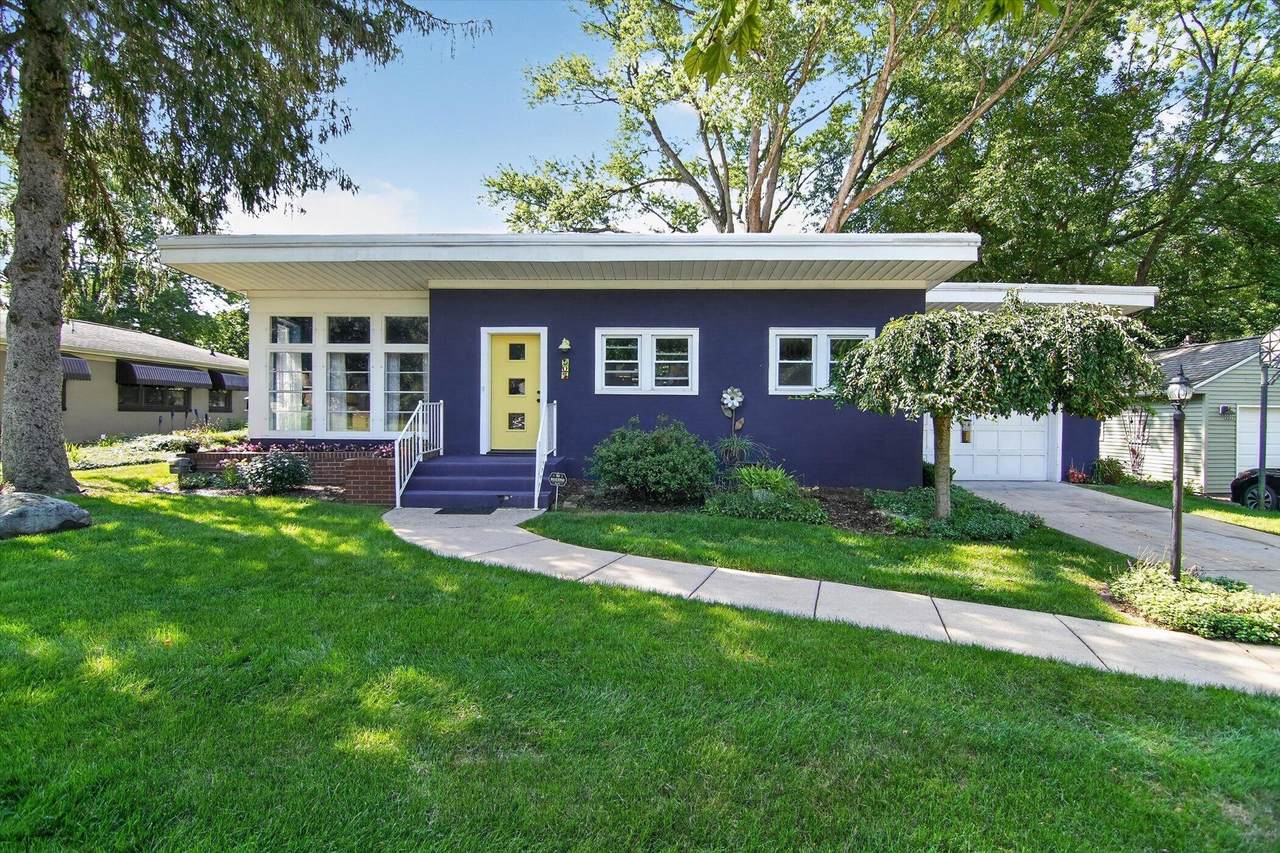 505 North Drive - Photo 1