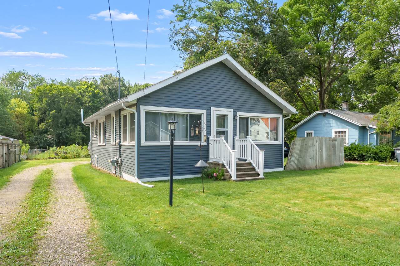 5183 20th Street - Photo 1