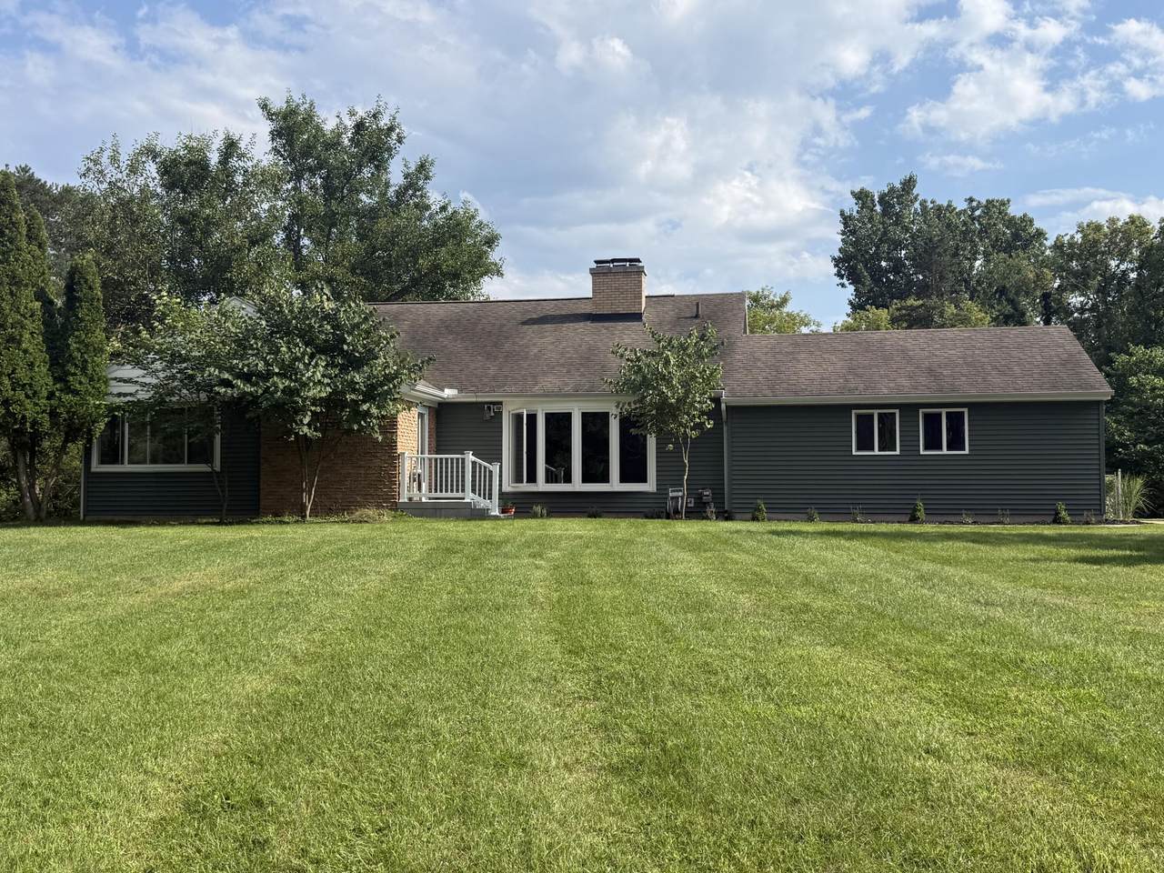 1122 Green Street - Photo 1