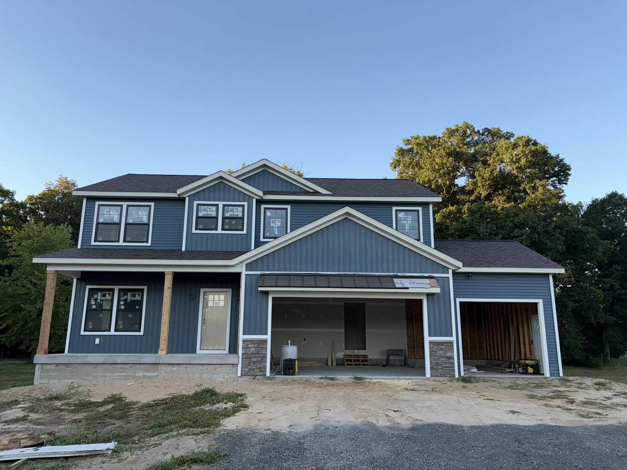 6010 Grand Vista Drive - Photo 1
