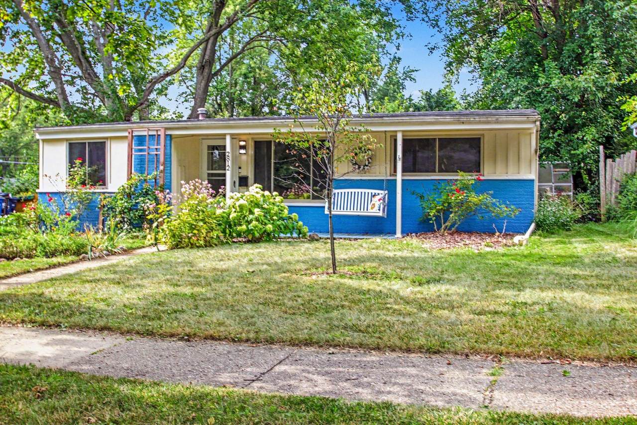 2812 Cumberland Avenue - Photo 1