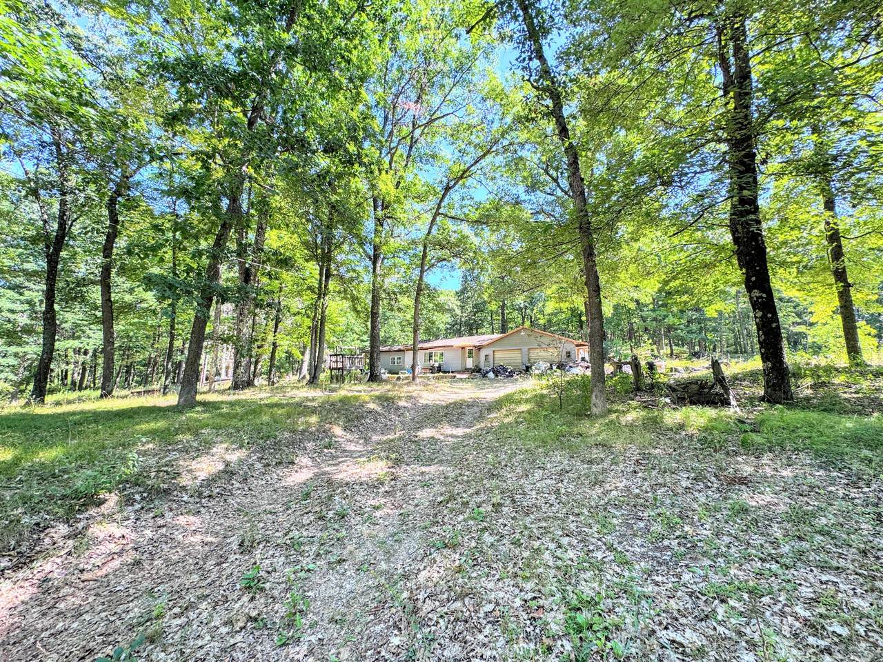 7022 Queens Highway - Photo 1