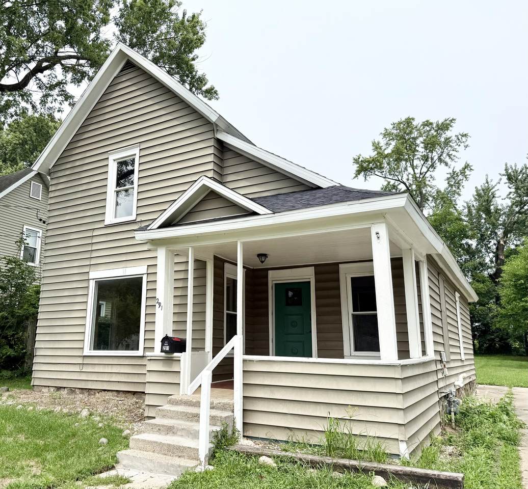 291 Laurel Drive - Photo 1