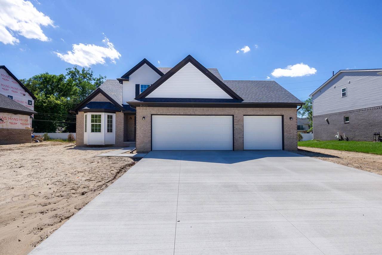20209 Sunset Street - Photo 1