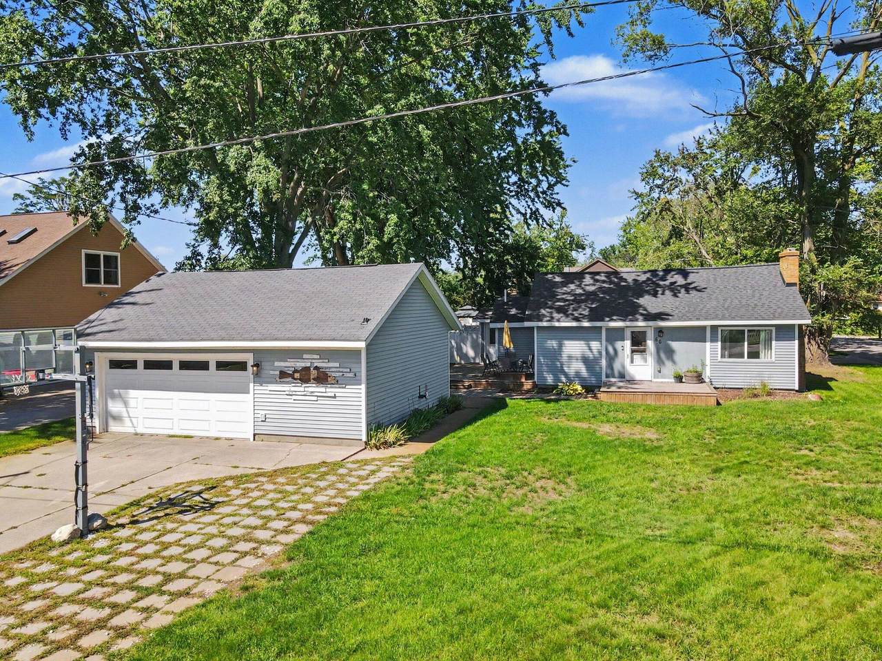 66 Lakeview Avenue - Photo 1
