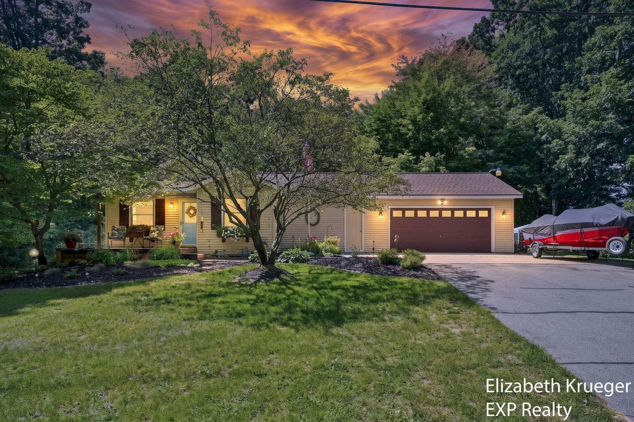 12389 112th Avenue - Photo 1
