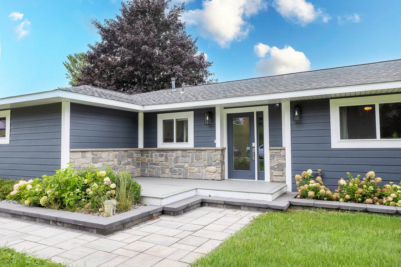 3363 Scenic Hills Drive - Photo 1
