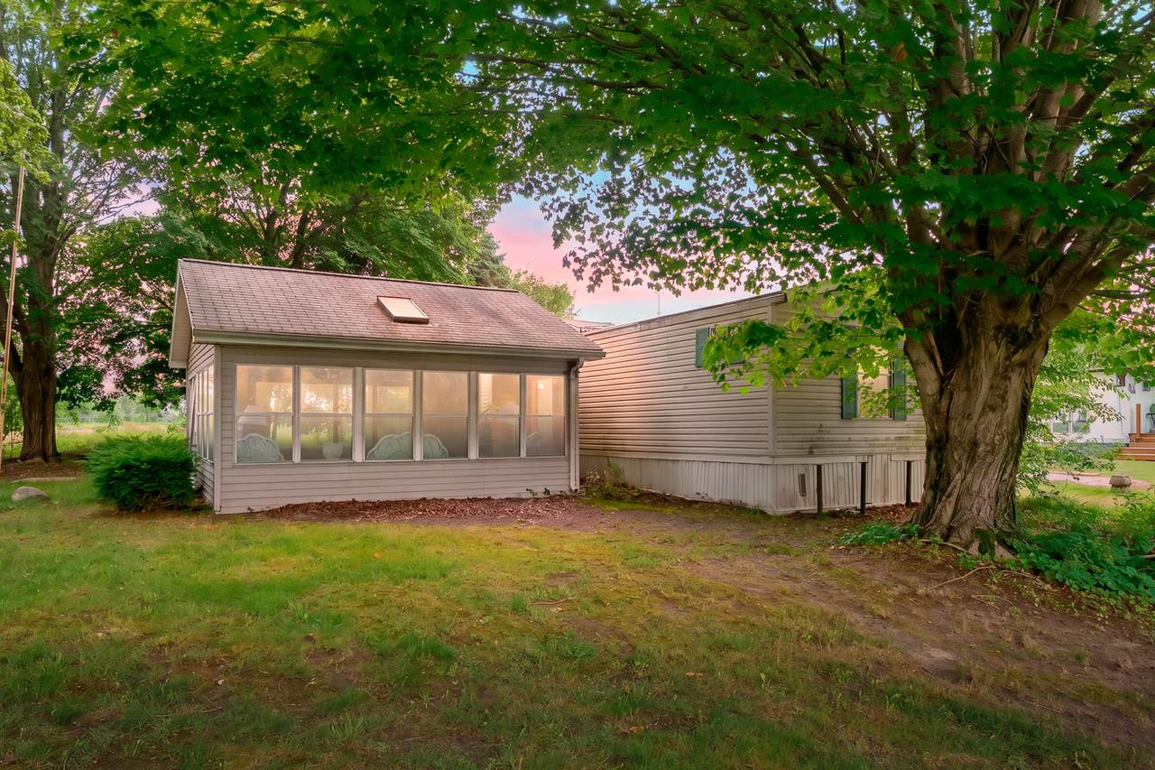 47528 84th Avenue - Photo 1