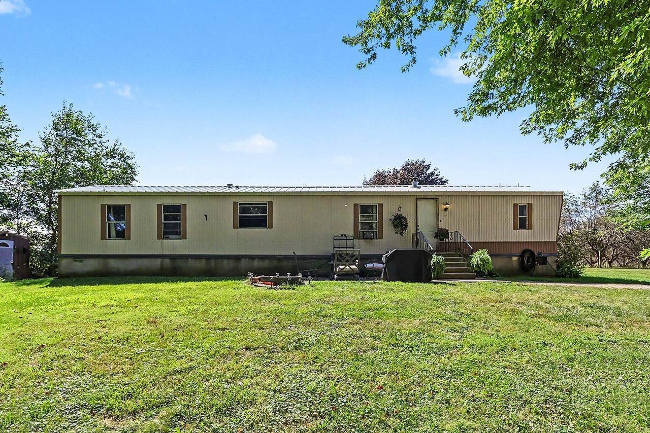 24255 44th Street - Photo 1