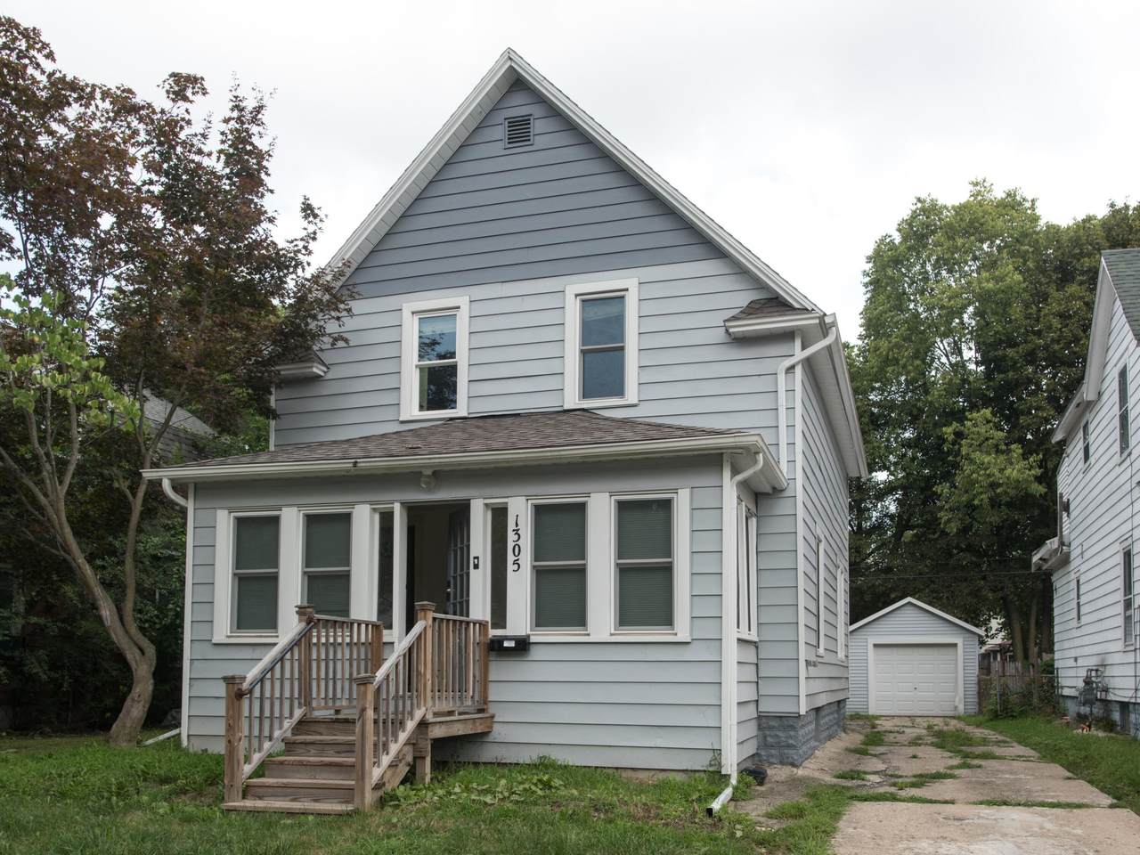 1305 Reed Avenue - Photo 1