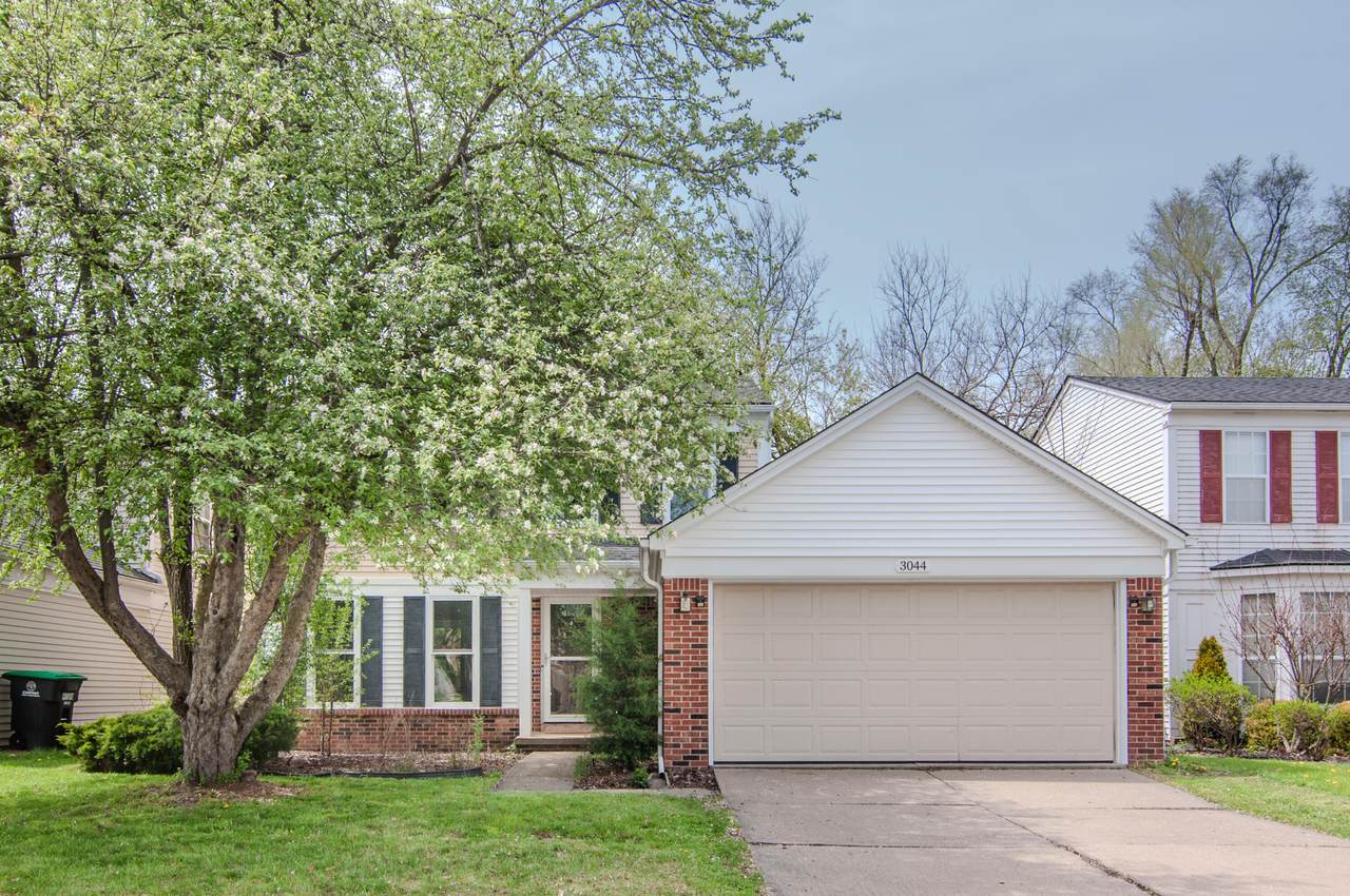 3044 Turnberry Lane - Photo 1