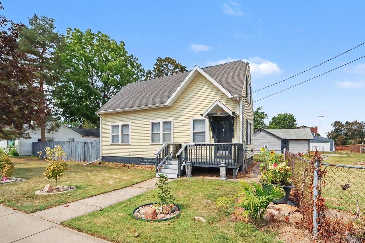 1719 Palmer Avenue - Photo 1