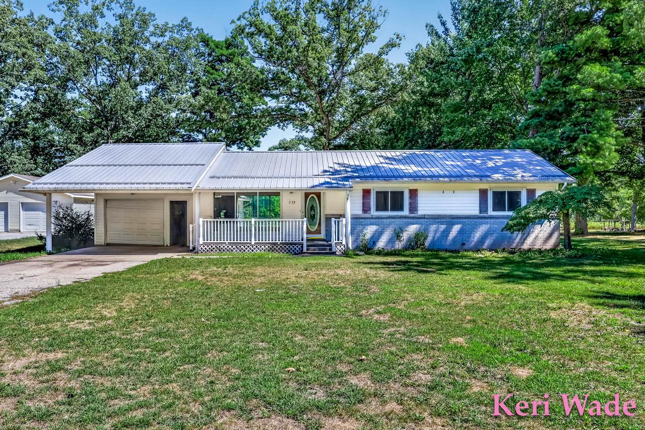 152 Webster Street - Photo 1