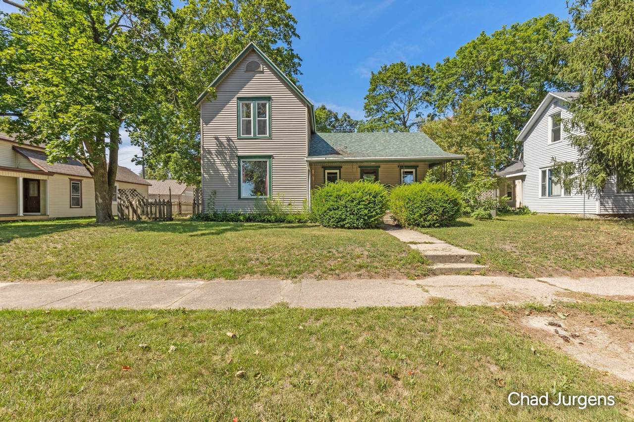 517 Michigan Avenue - Photo 1