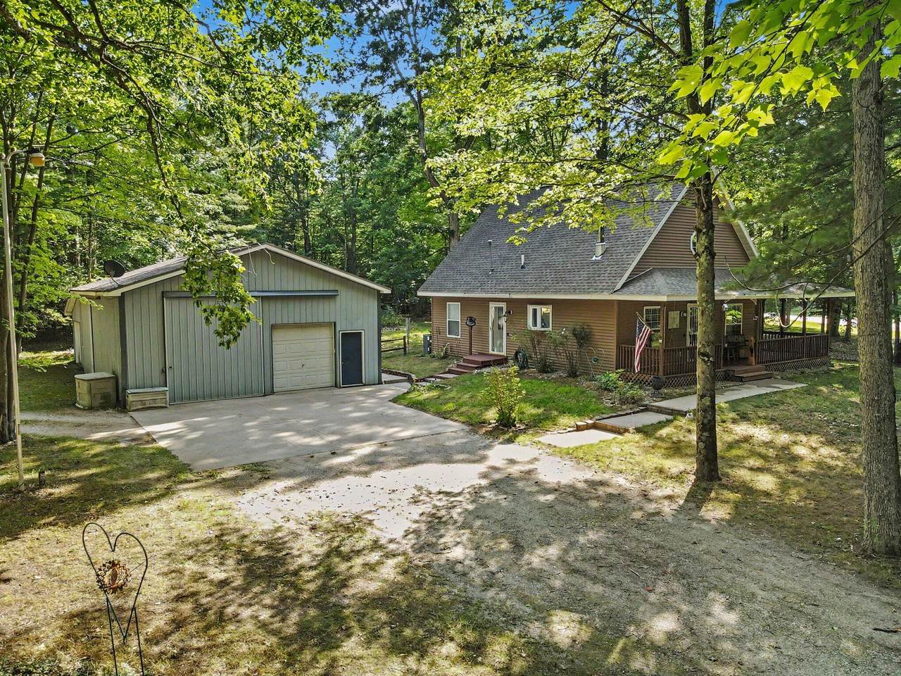 8123 Ferris Avenue - Photo 1