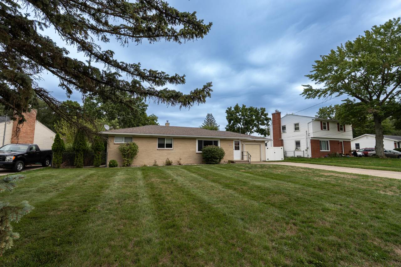 3324 Brooklyn Avenue - Photo 1
