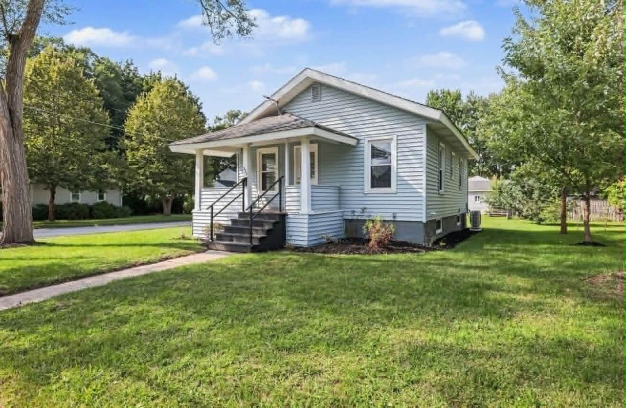 327 Lewis Street - Photo 1