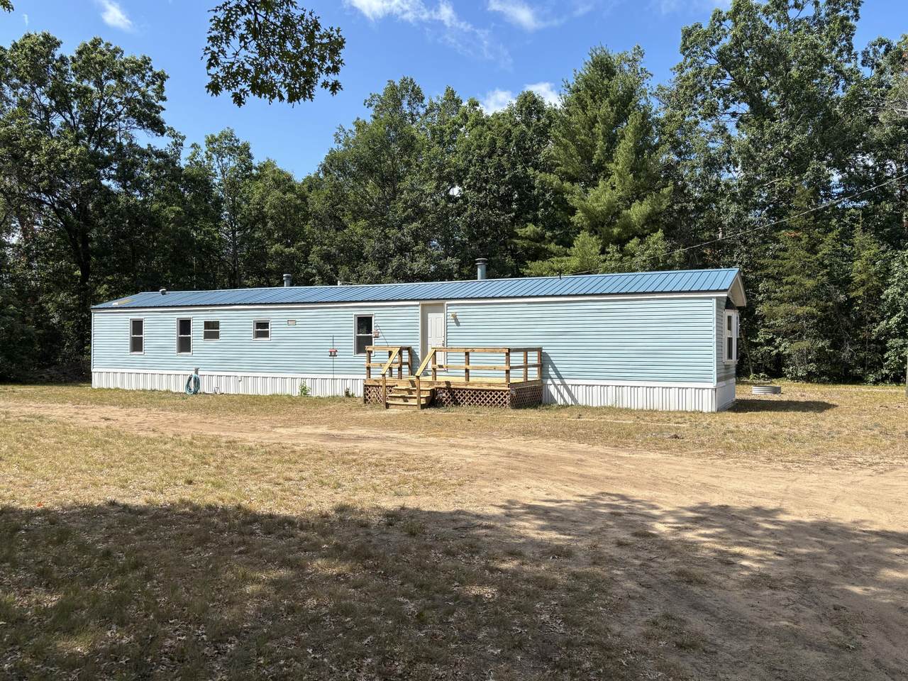 3185 James Road - Photo 1