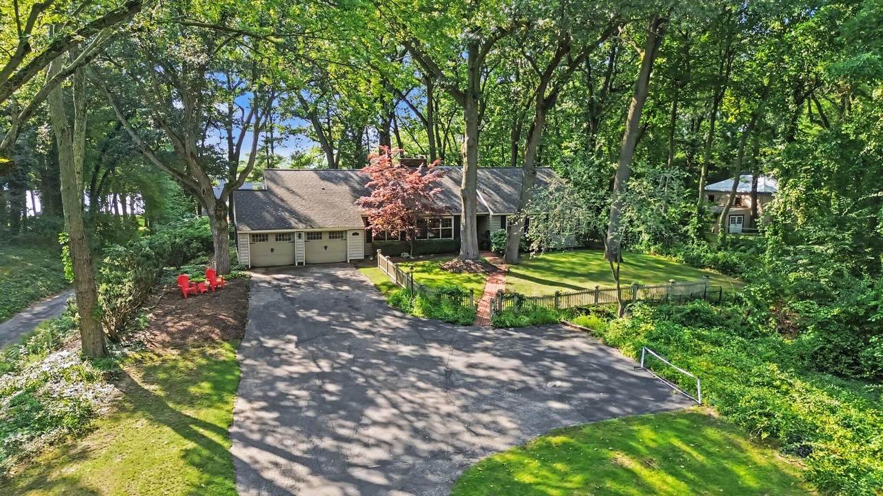 17887 Fruitport Road - Photo 1