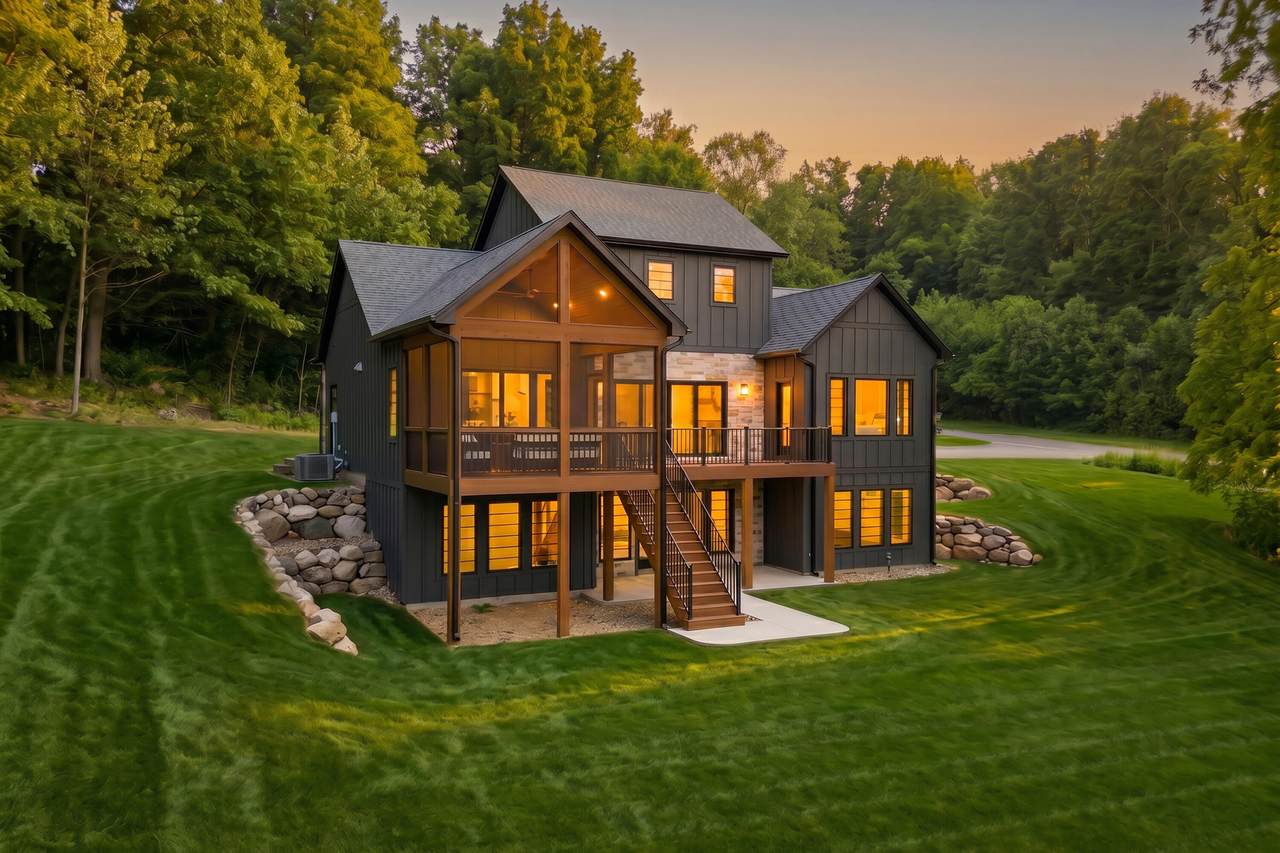 6861 Nature Lane - Photo 1