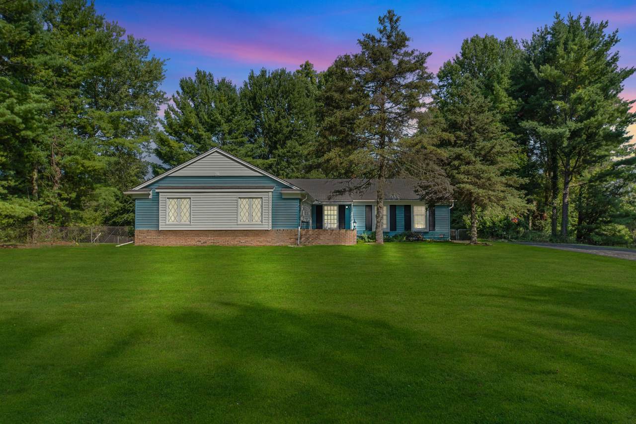 6607 Fleming Creek Drive - Photo 1