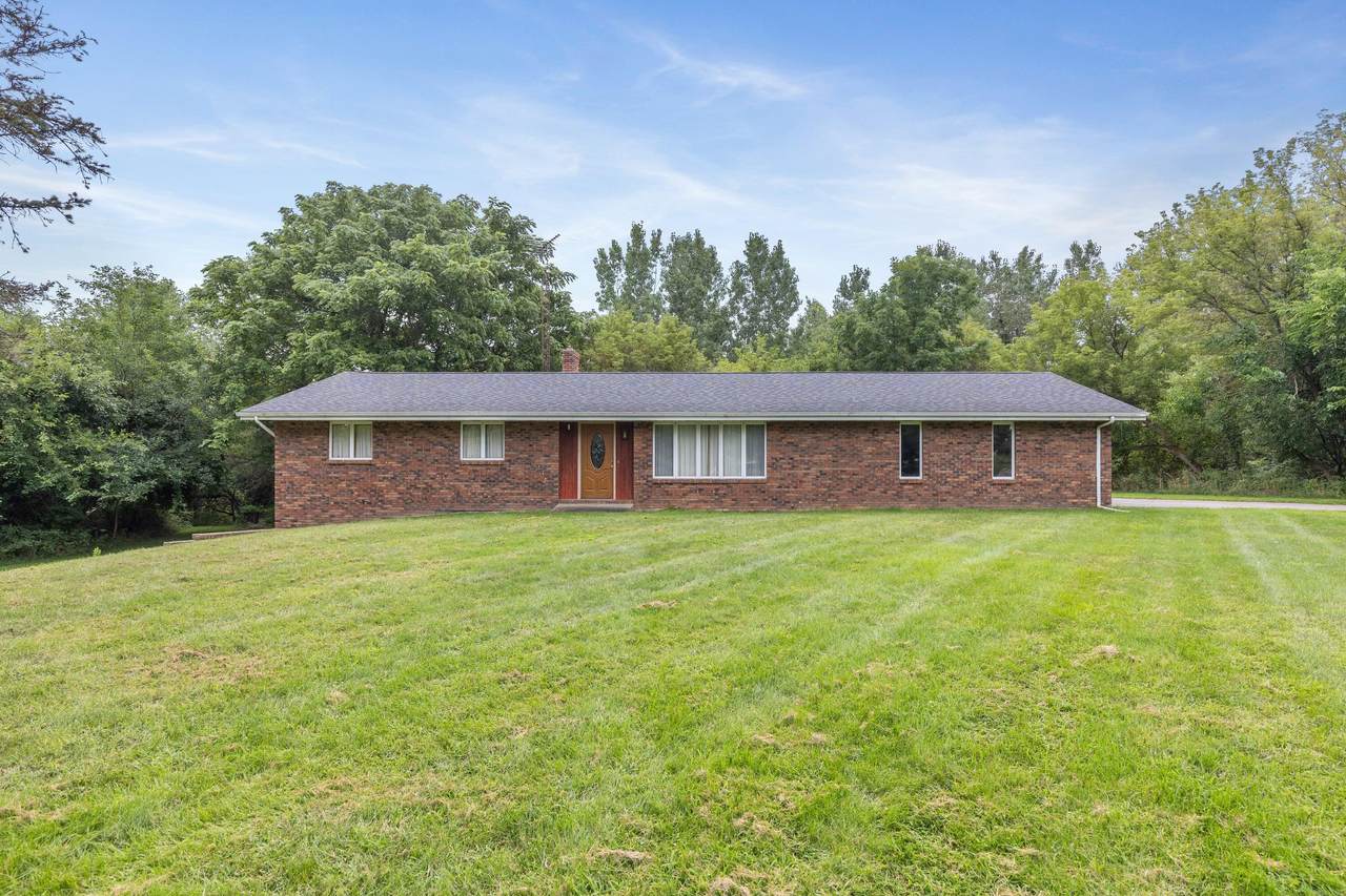 5978 Watson Road - Photo 1