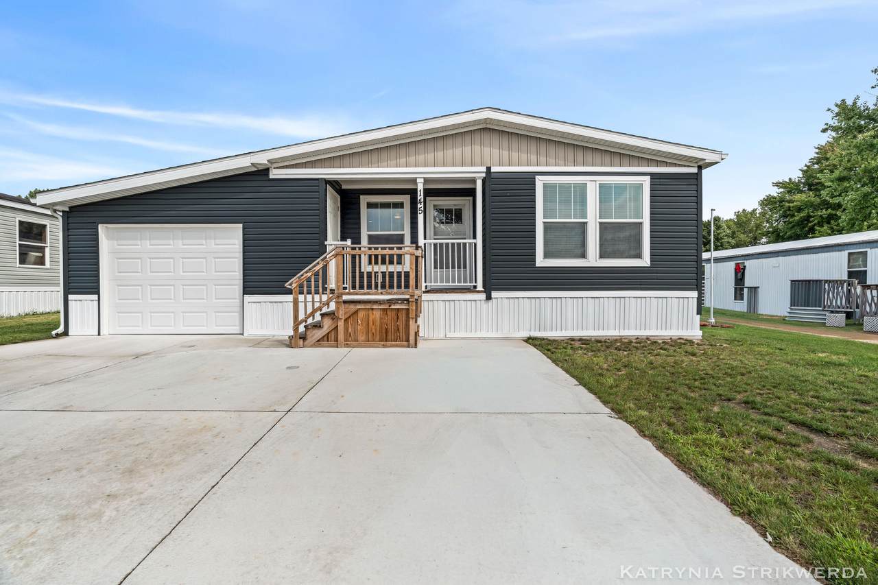 145 Pin Oak Drive - Photo 1