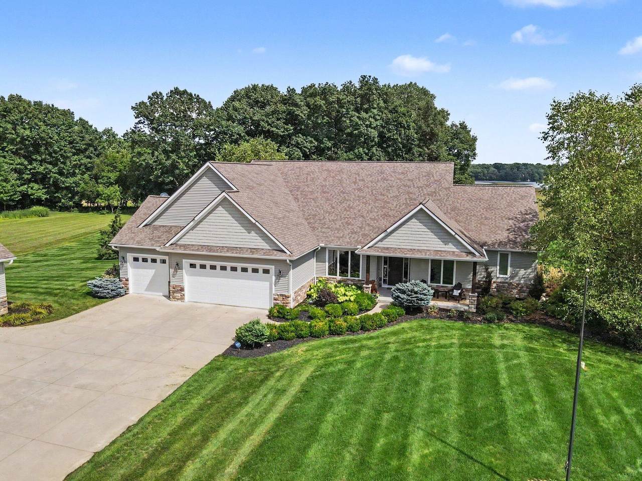 2421 Hickory Ridge - Photo 1