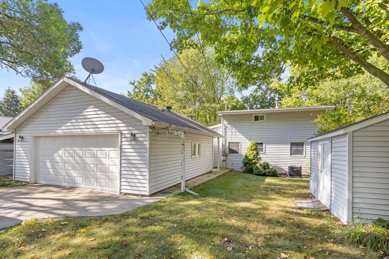 4361 Chippewa Trail - Photo 1