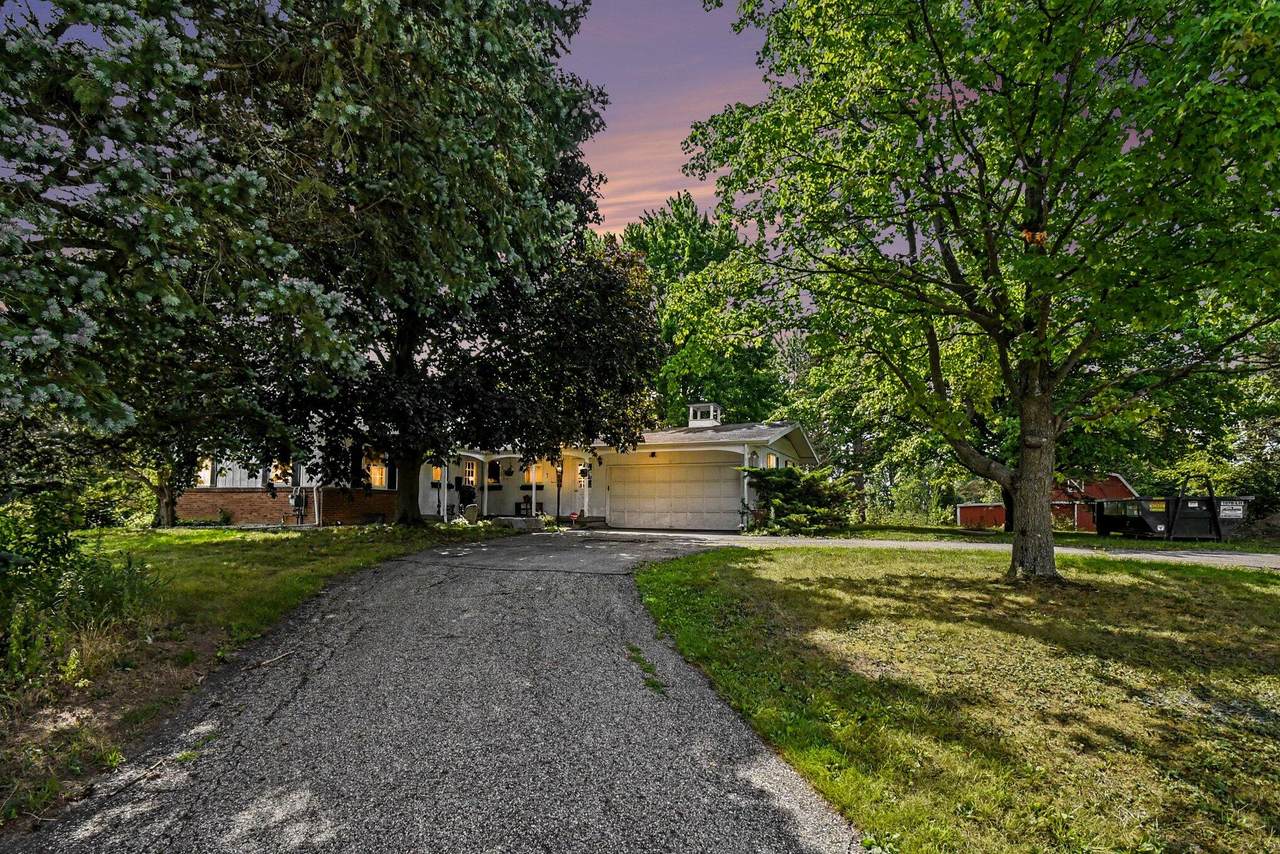 5124 60th Street - Photo 1