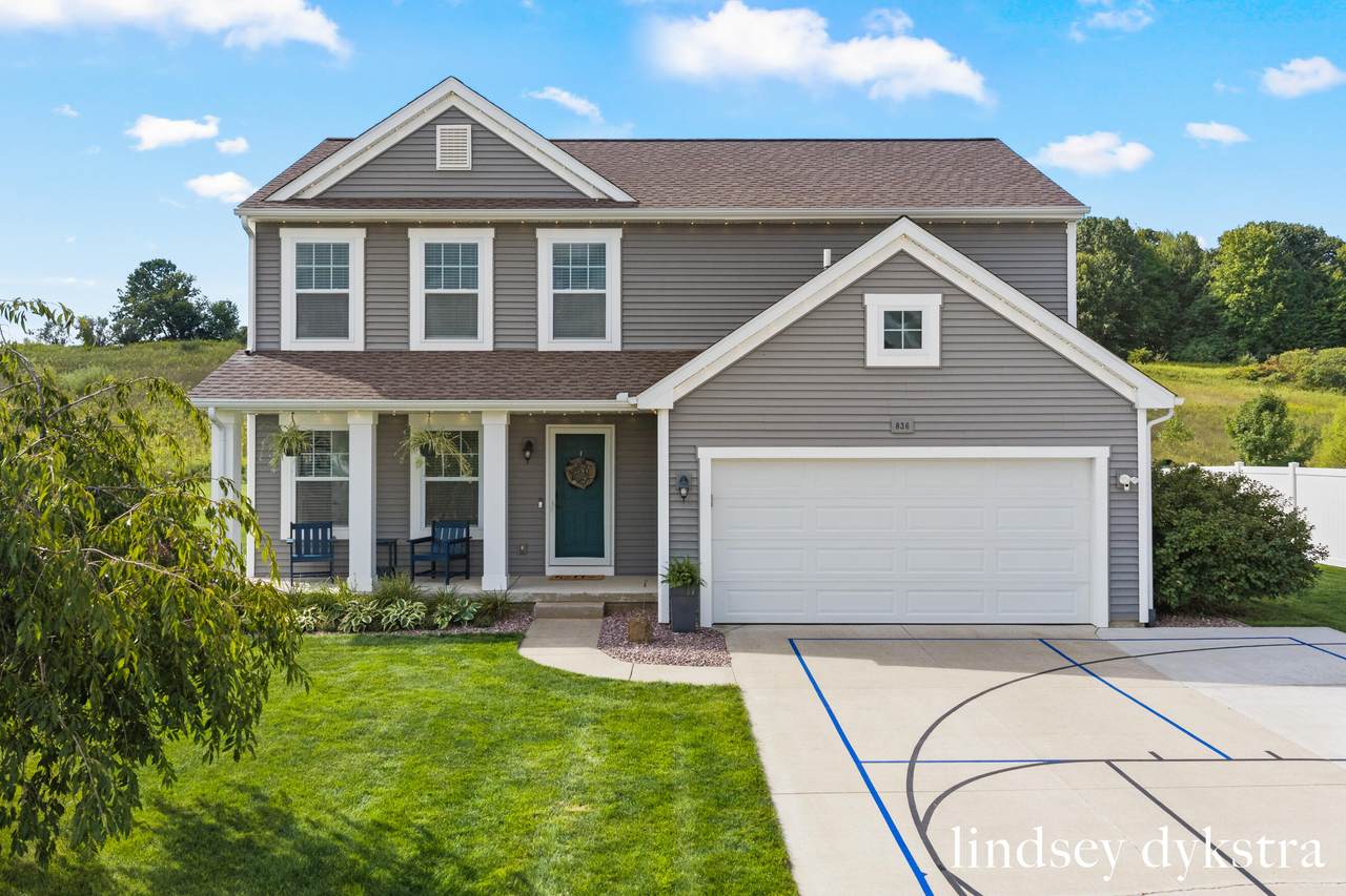 836 Wild Flower Court - Photo 1