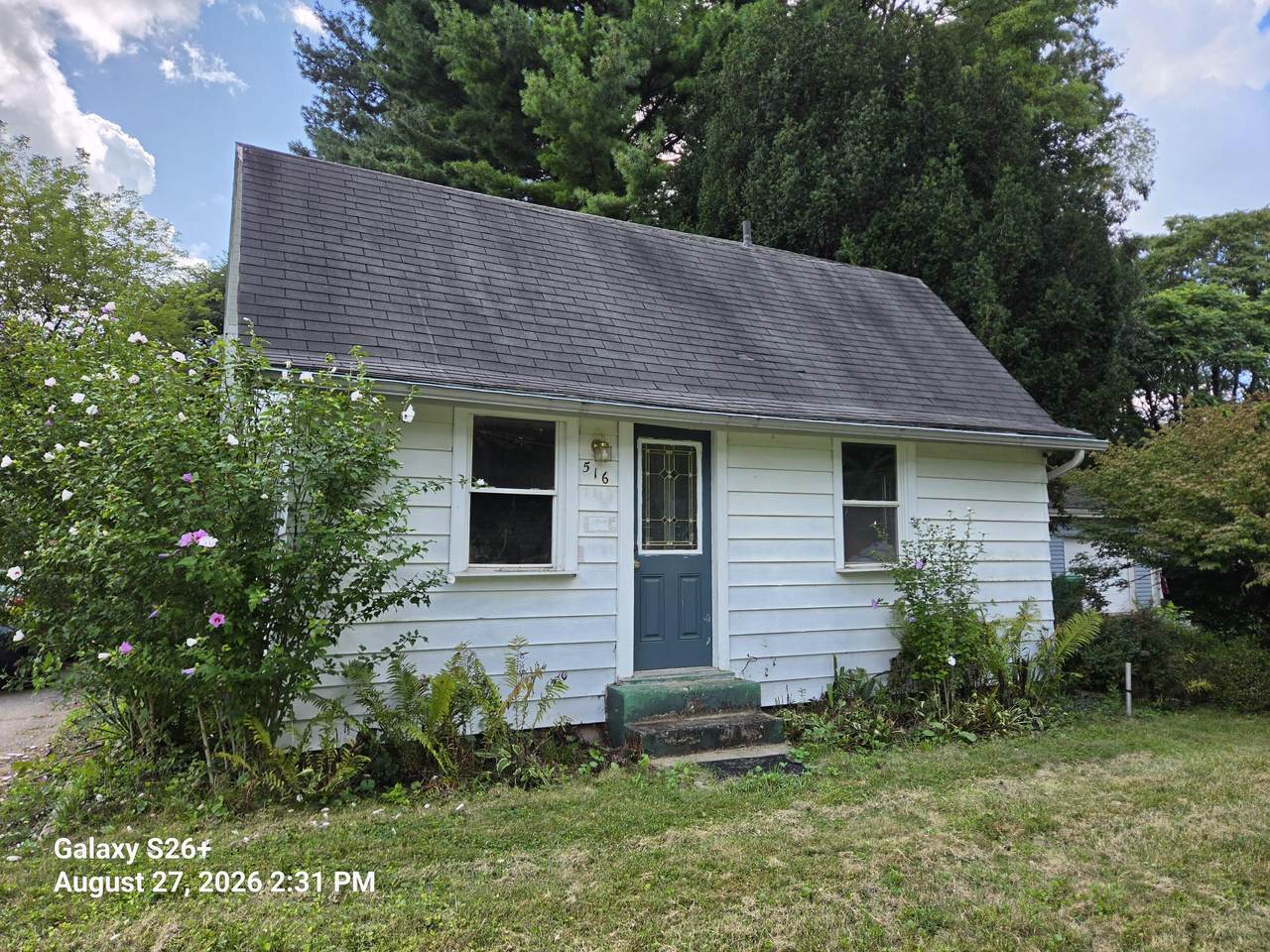 516 Hillcrest Road - Photo 1