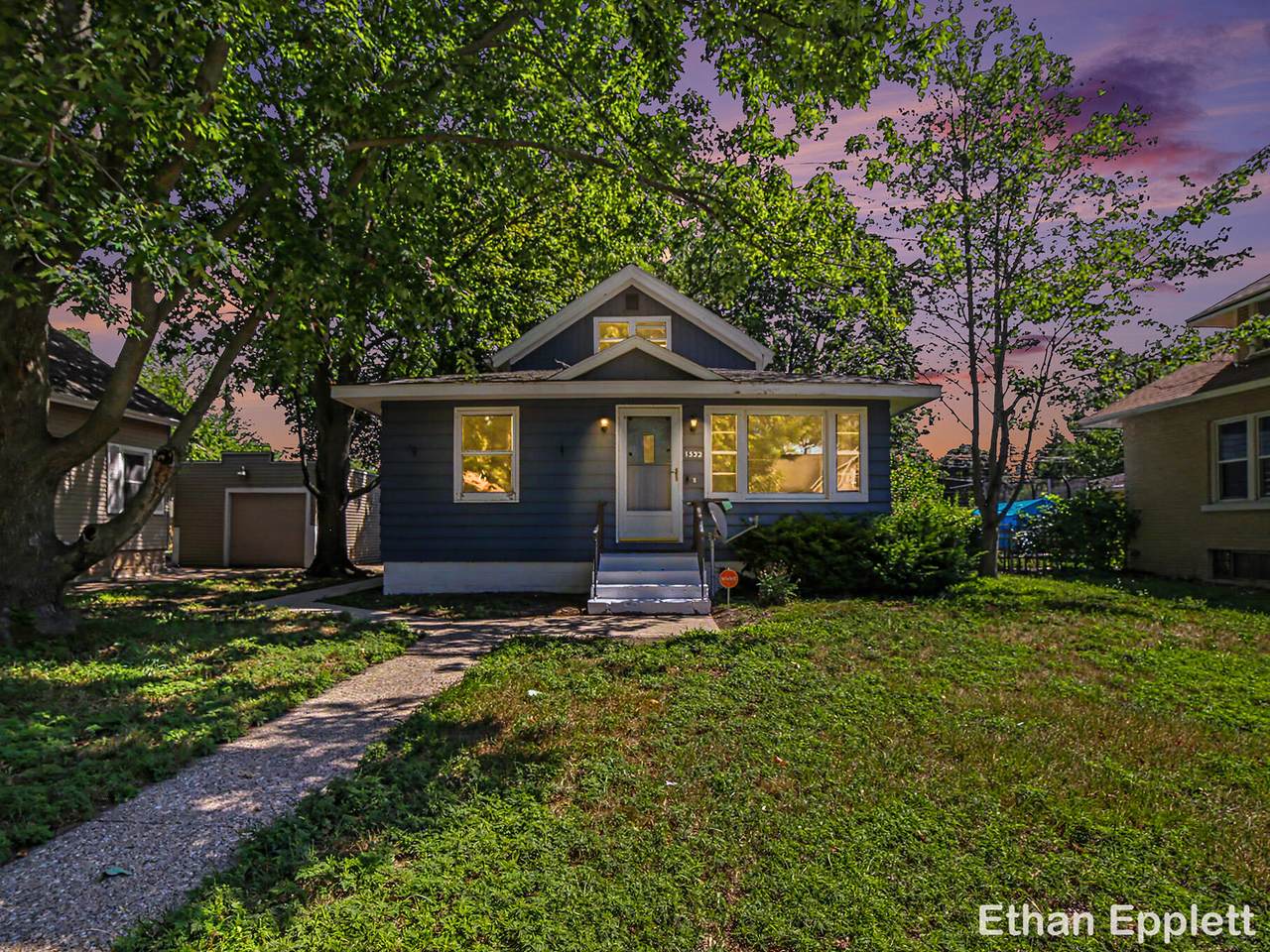 1532 Leahy Street - Photo 1