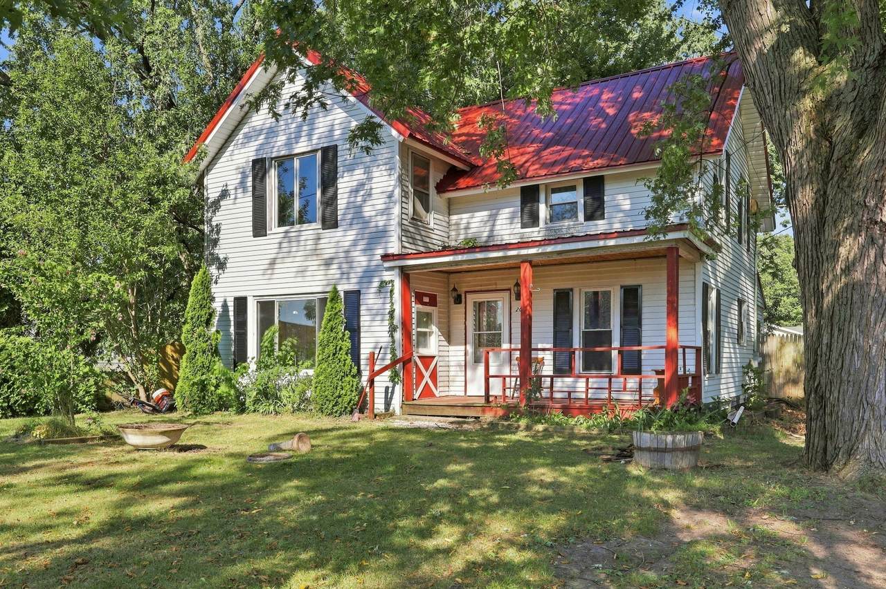 207 Erie Street - Photo 1